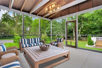 41 Leonard Ave in Greenwich, CT - Building Photo - Building Photo