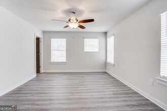 715 W Vincent Dr in Athens, GA - Building Photo - Building Photo