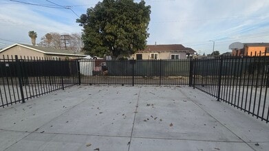 10422 1/2-10422 1/2 Graham Ave in Los Angeles, CA - Building Photo - Building Photo