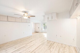 1501 Skycrest Dr in Walnut Creek, CA - Building Photo - Building Photo