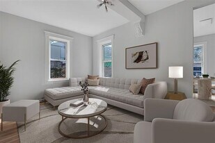 409 6th St in Union City, NJ - Building Photo