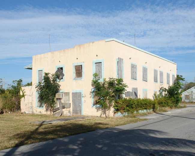 400 SW 6th St in Homestead, FL - Building Photo - Building Photo