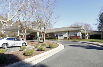 Meadow Spring Apartments in Raleigh, NC - Building Photo - Building Photo