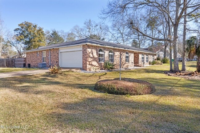 13721 Puerto Dr in Ocean Springs, MS - Building Photo - Building Photo