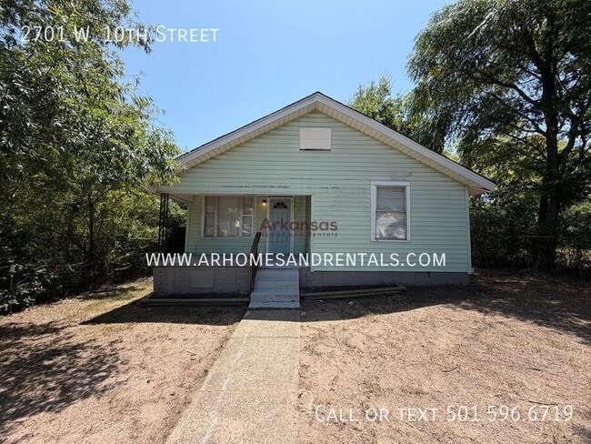 property at 2701 W 10th St