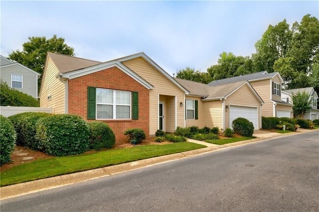 224 Harmony Ct