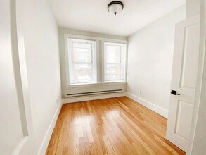 13 Margaret St, Unit 3 in Boston, MA - Building Photo - Building Photo