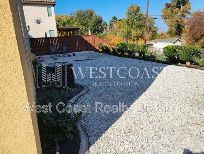 18468 Hillview Ln in Lake Elsinore, CA - Building Photo - Building Photo