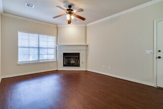 597 E Miracle Dr, Unit 3 in Fayetteville, AR - Building Photo - Building Photo