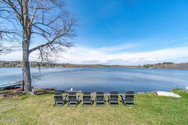 15 Chase Ln in Burnt Hills, NY - Building Photo - Building Photo