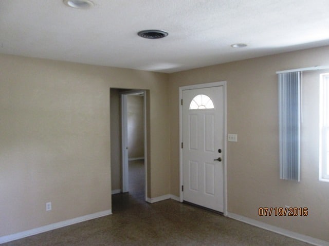 297 Warwick Ave in Ormond Beach, FL - Building Photo - Building Photo