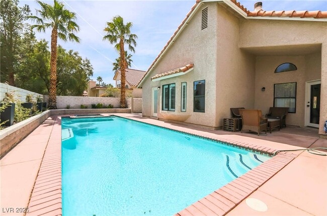 2724 Eagle Springs Ct in Las Vegas, NV - Building Photo - Building Photo