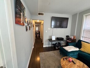 1431 N Springfield Ave in Chicago, IL - Building Photo - Building Photo