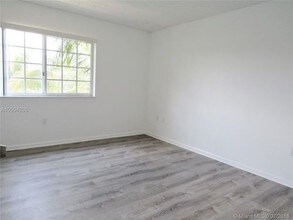 2061 Renaissance Blvd-Unit -3J in Miramar, FL - Building Photo - Building Photo