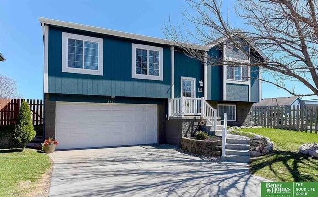 property at 5413 S 191st Ave