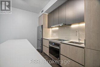 11 Ordnance St in Toronto, ON - Building Photo - Building Photo