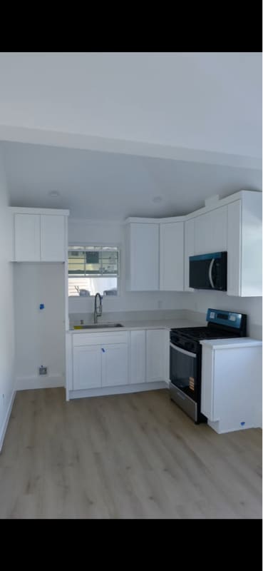 10548 Stonybrook Ave