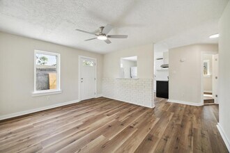 2802 Hardy St in Houston, TX - Building Photo - Building Photo