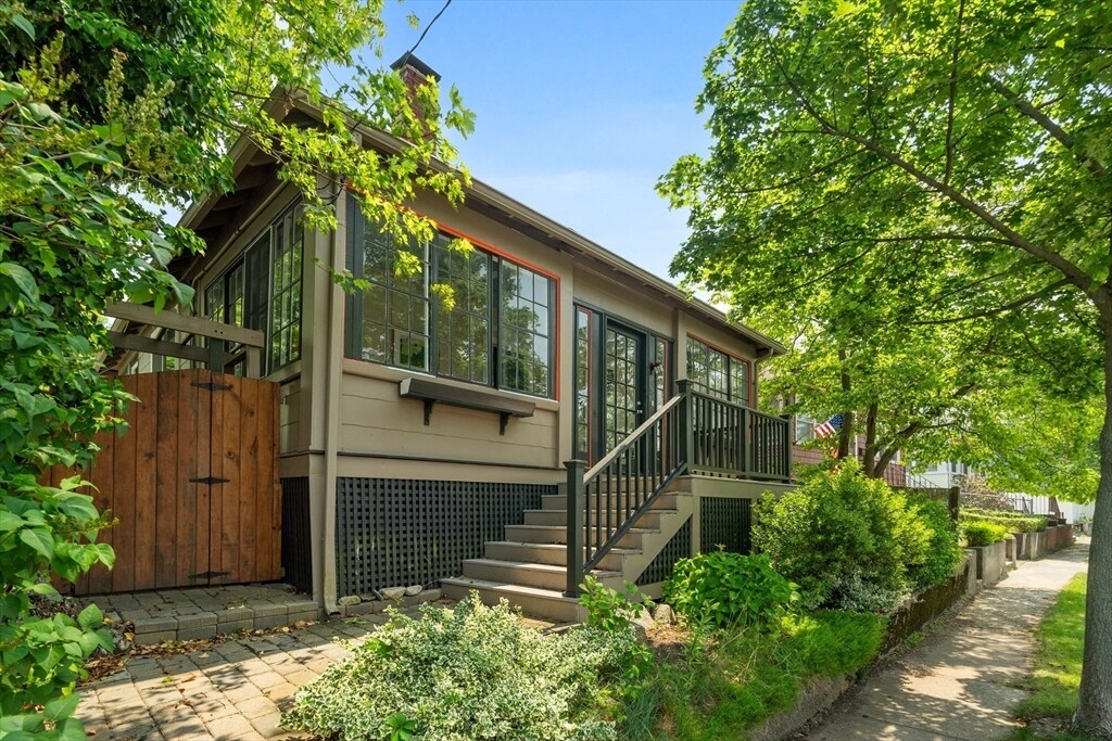 15 Herbert Rd in Quincy, MA - Building Photo