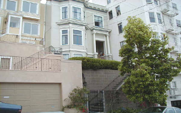 2347 Leavenworth St in San Francisco, CA - Building Photo