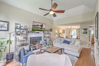 2318 N England Ct in Charleston, SC - Building Photo - Building Photo