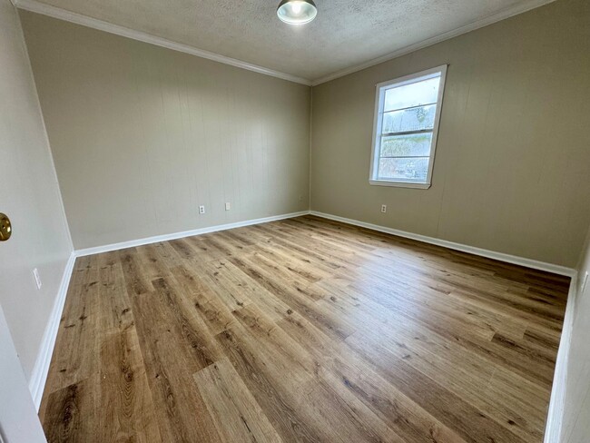 112 Houk Rd in Attalla, AL - Building Photo - Building Photo