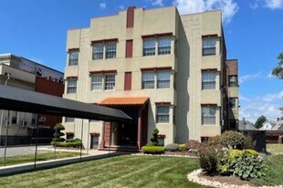 65 Prospect St in East Orange, NJ - Building Photo