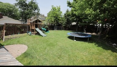 1524 Gregory Ave in Wilmette, IL - Foto de edificio - Building Photo