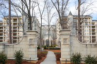 Rosewood Condominiums in Charlotte, NC - Building Photo - Building Photo