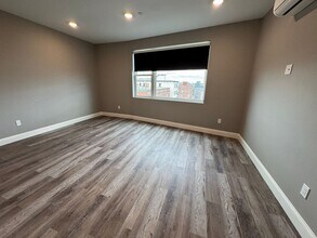 207 Shirley Ave, Unit 2 in Revere, MA - Building Photo - Building Photo