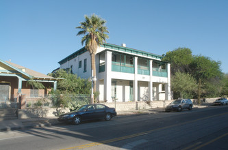 219 S 4th Ave in Tucson, AZ - Foto de edificio - Building Photo