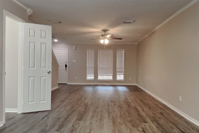 407 Douglas Fir Dr in Magnolia, TX - Building Photo - Building Photo