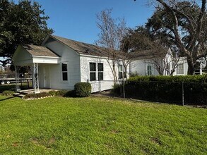 14742 Hempstead Rd in Houston, TX - Building Photo - Building Photo