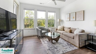 1905 Promenade Way, Unit 3305 in Jacksonville, FL - Building Photo - Building Photo