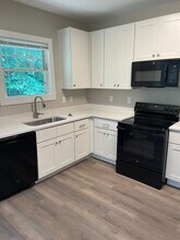 5075 Lansing Dr in Winston-Salem, NC - Building Photo - Building Photo