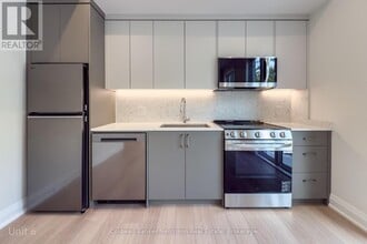 14 Stevenson St N in Guelph, ON - Building Photo - Building Photo