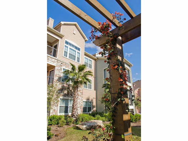 Bridge at Balcones in Austin, TX - Foto de edificio - Building Photo