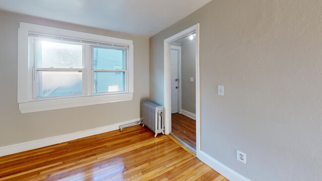18-20 Kelley Ct, Unit 20 in Boston, MA - Foto de edificio - Building Photo