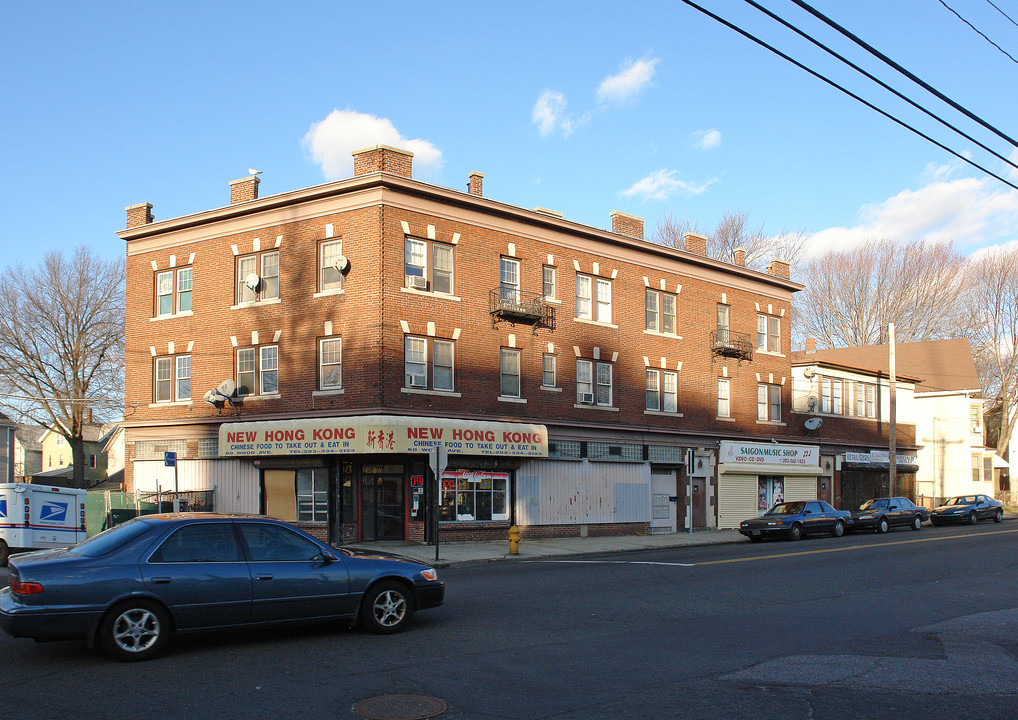 50-60 Wood Ave in Bridgeport, CT - Building Photo