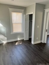 7 Burritt Ave in Stratford, CT - Building Photo - Building Photo
