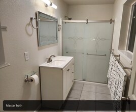 4136 Arden Wy in Sacramento, CA - Building Photo - Building Photo