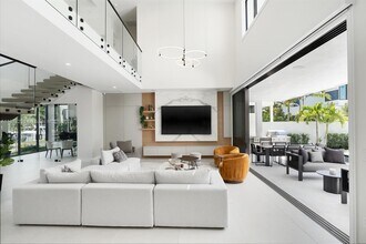601 Cordova Rd in Fort Lauderdale, FL - Foto de edificio - Building Photo