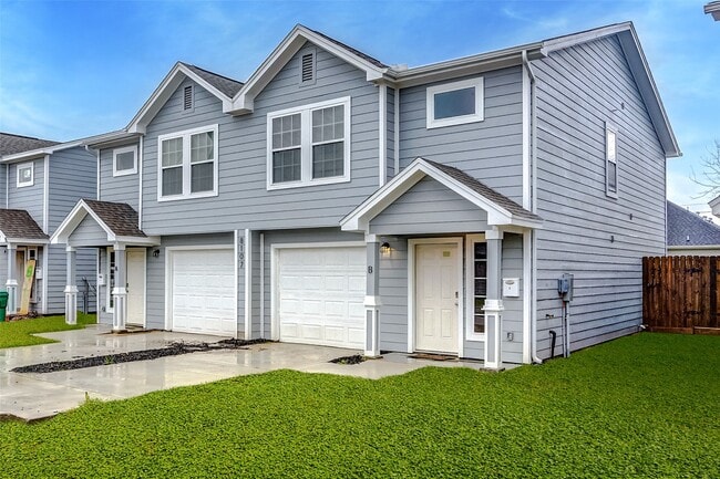 property at 8113 Corinth St