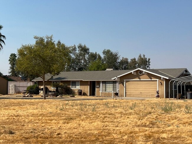 property at 17495 Melba Dr E