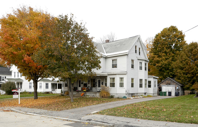 15-17 Hall Ave in Nashua, NH - Building Photo - Building Photo