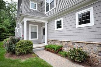 59 Bradford Walk in Farmington, CT - Building Photo - Building Photo