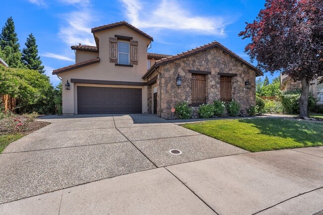 property at 225 Sagemoor Ct