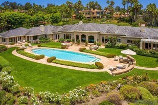 14716 Ladys Secret Ct in Rancho Santa Fe, CA - Building Photo