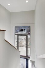 2114 W Byron St in Chicago, IL - Building Photo - Building Photo