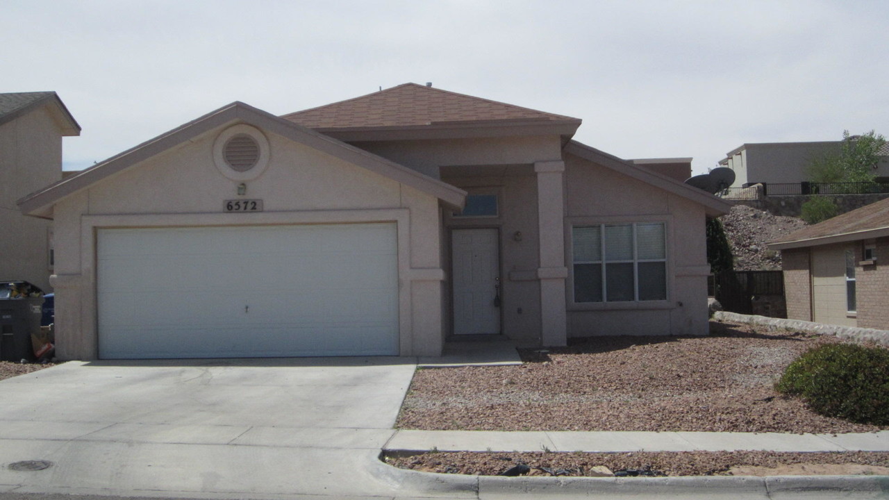 6572 Dakota Ridge Dr in El Paso, TX - Building Photo